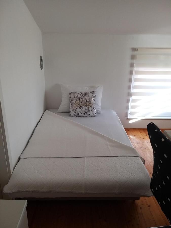 Apartment Kale Šibenik Esterno foto